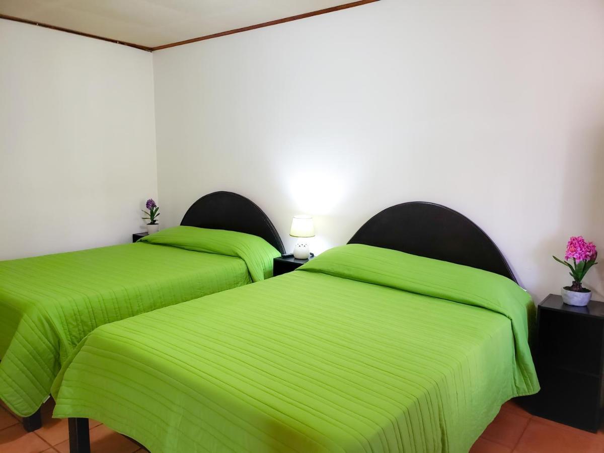 Hotel Santa Fe B&B Monteverde Екстер'єр фото