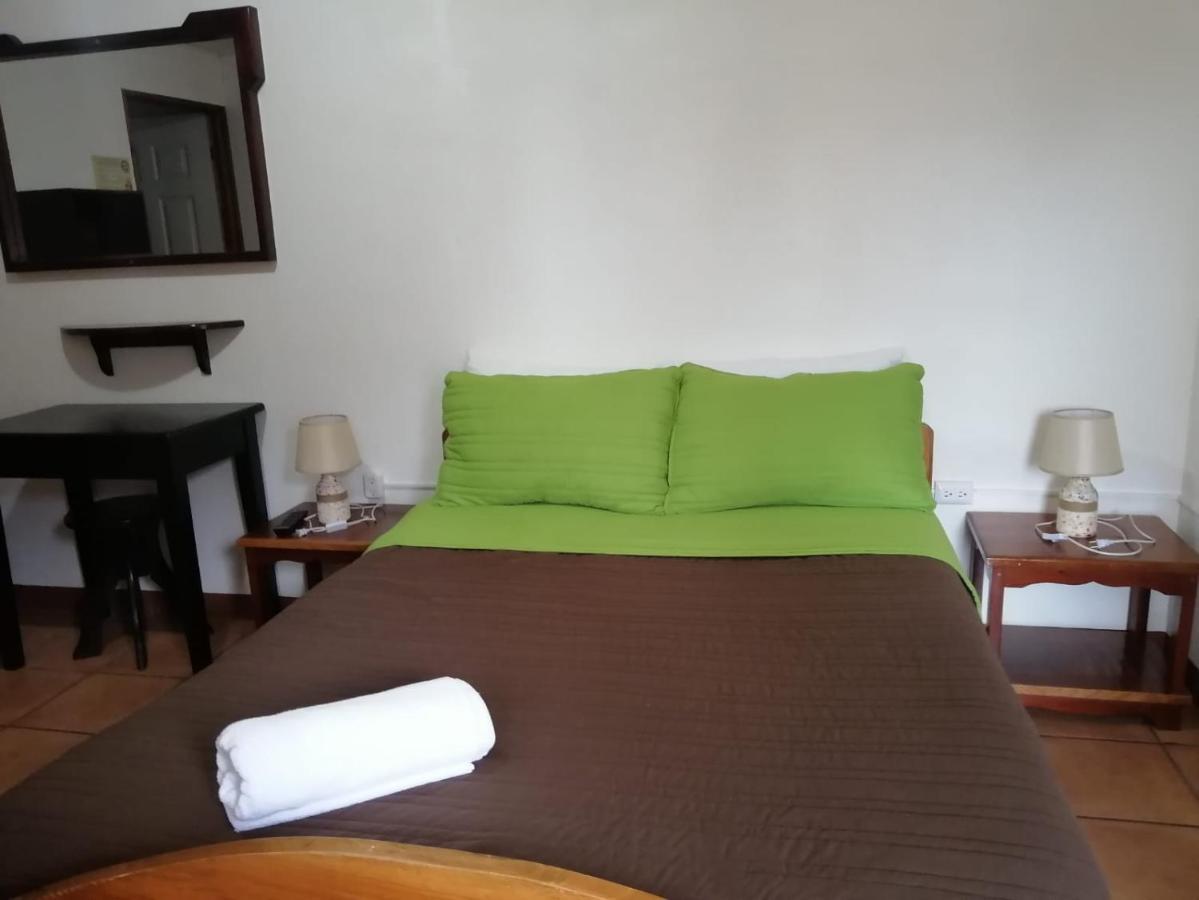 Hotel Santa Fe B&B Monteverde Екстер'єр фото