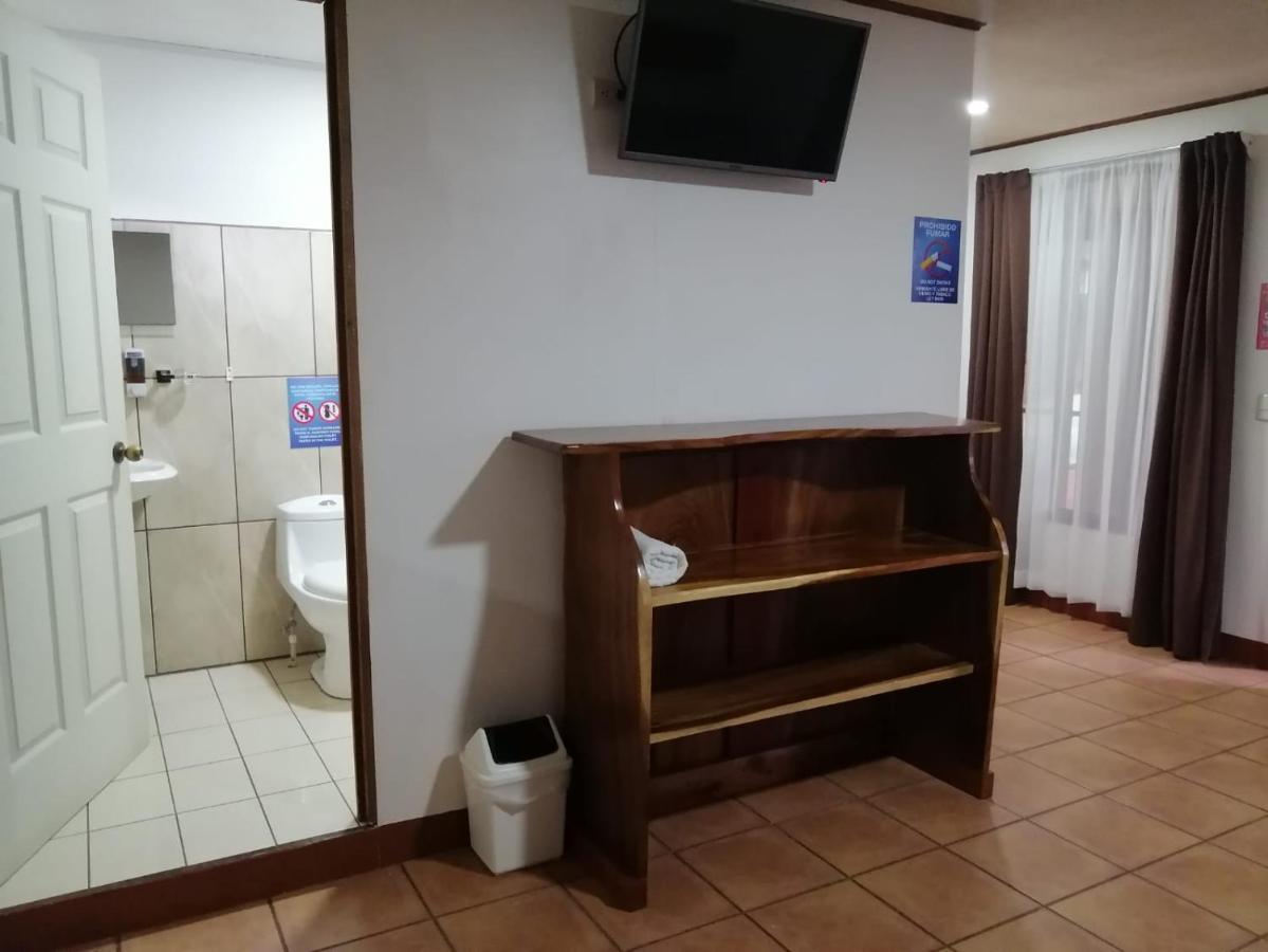 Hotel Santa Fe B&B Monteverde Екстер'єр фото