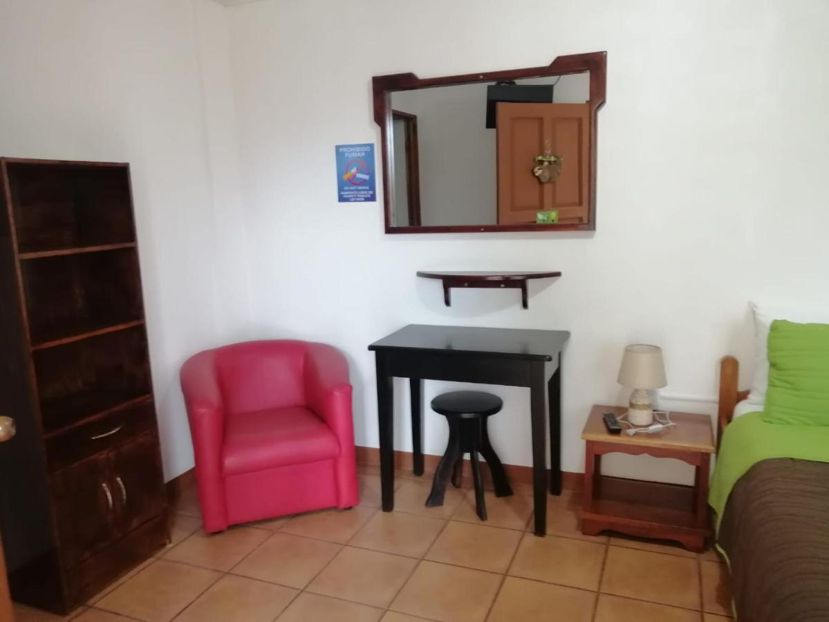 Hotel Santa Fe B&B Monteverde Екстер'єр фото