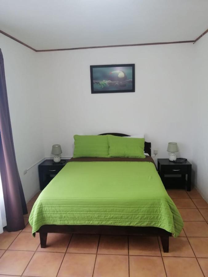 Hotel Santa Fe B&B Monteverde Екстер'єр фото